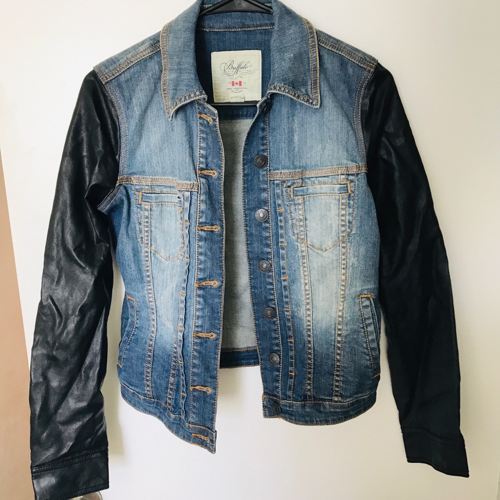 Women’s Jean Jacket